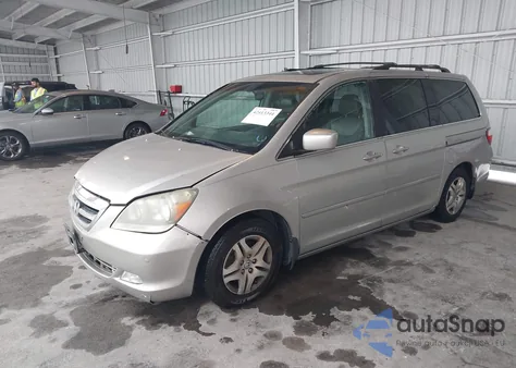 2006 Honda Odyssey Touring z USA, uszkodzony, nr VIN 5FNRL38896B059195
